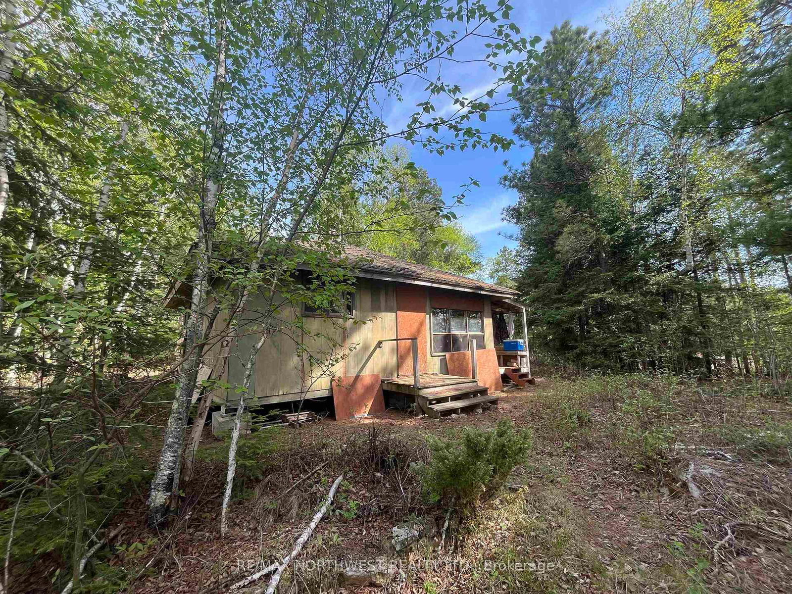 pin-560660931-rainy-river-remote-area-ontario-x13500216