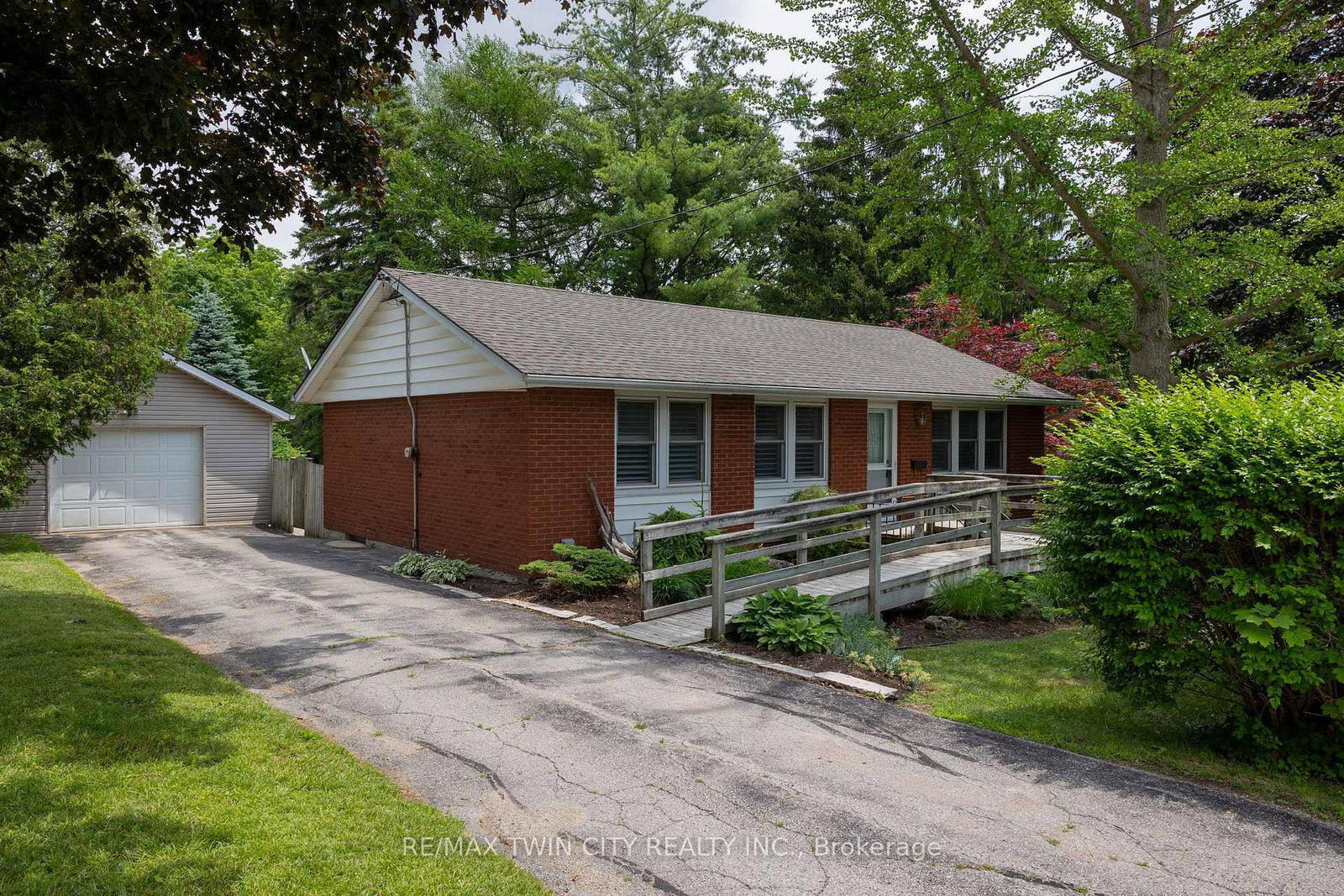 156-mutual-street-n-ingersoll-ontario-x13500240