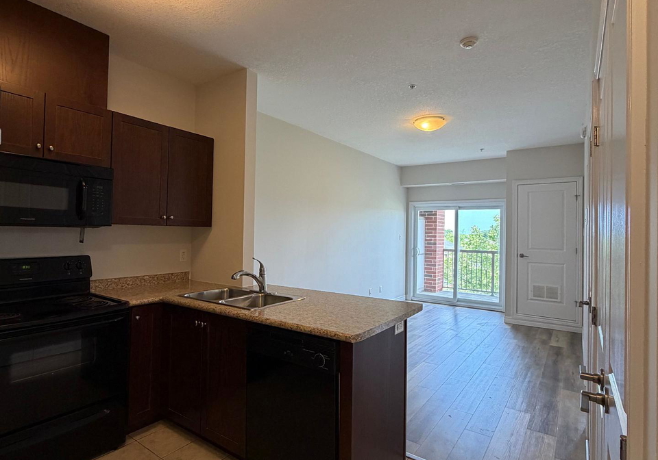 3200-regional-road-56-hamilton-ontario-x13500448