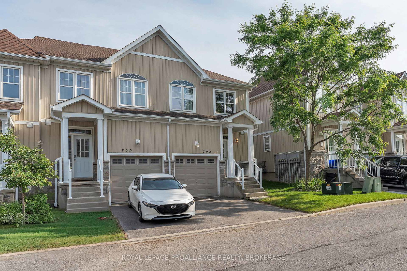 792-newmarket-lane-kingston-ontario-x13500462