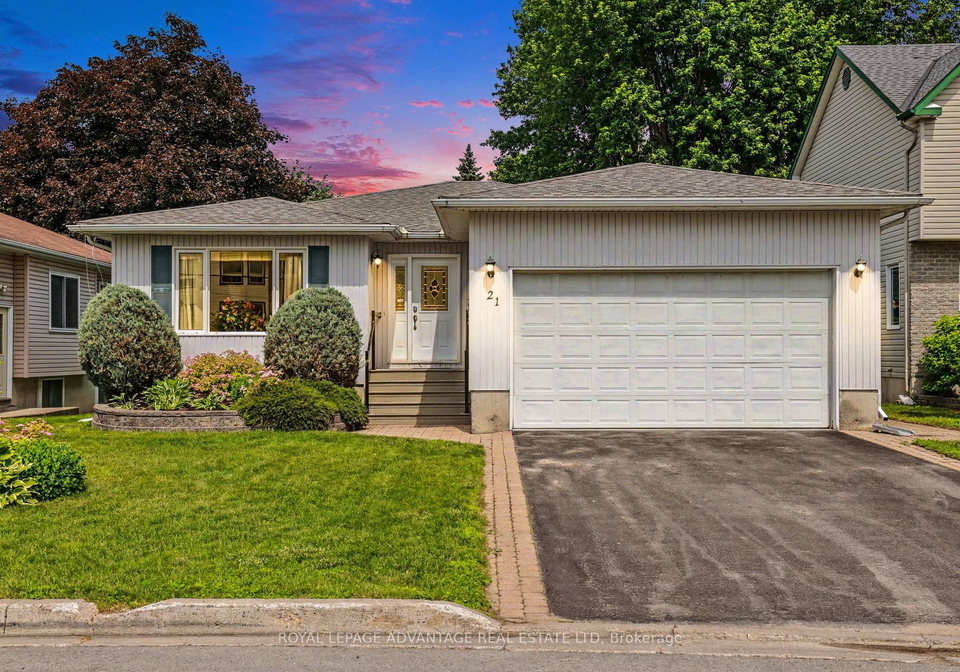 21-haggart-street-perth-ontario-x13500540