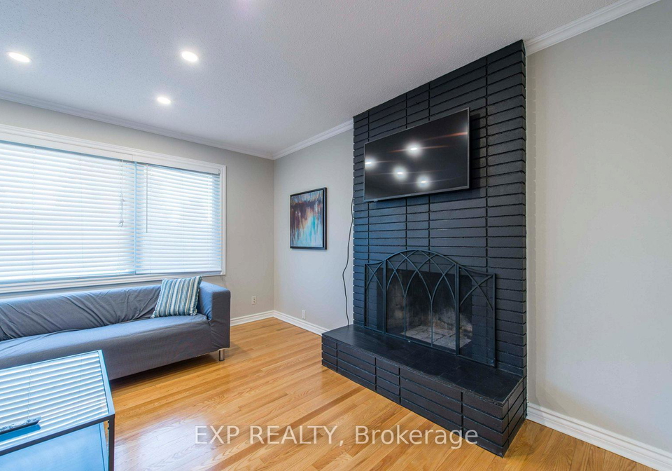 107-hilliard-avenue-ottawa-ontario-x13500570