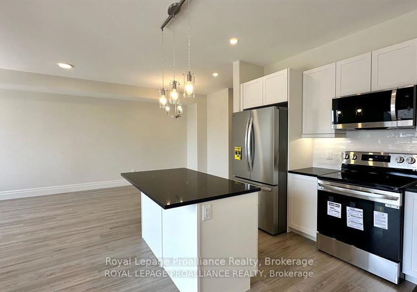 39-markland-avenue-prince-edward-county-ontario-x13500850