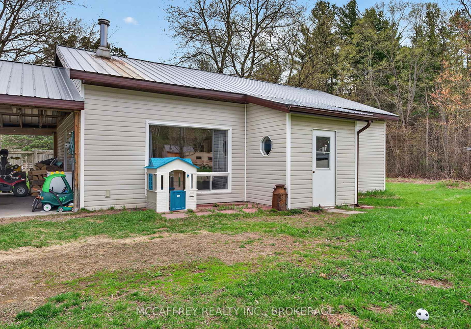 14-glastonbury-road-addington-highlands-ontario-x13500906