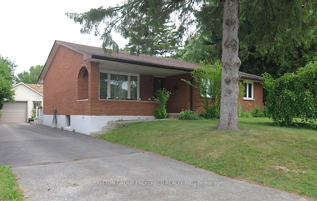 802-phyllis-street-london-south-ontario-x13501012