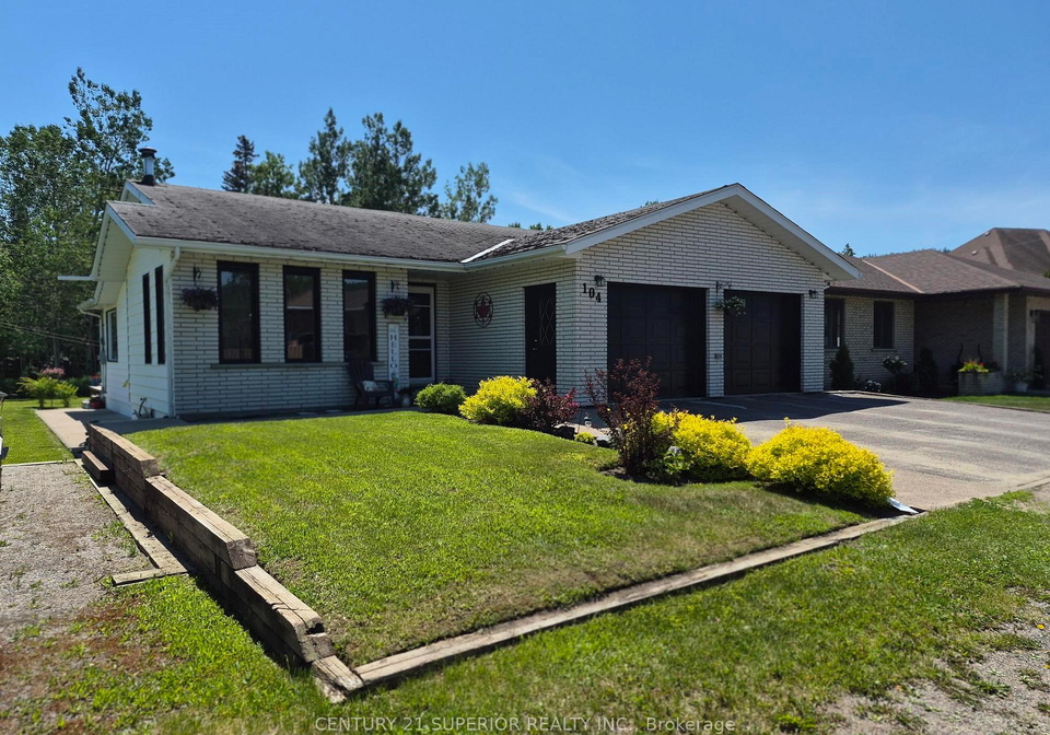 104-centennial-drive-schreiber-ontario-x13501122