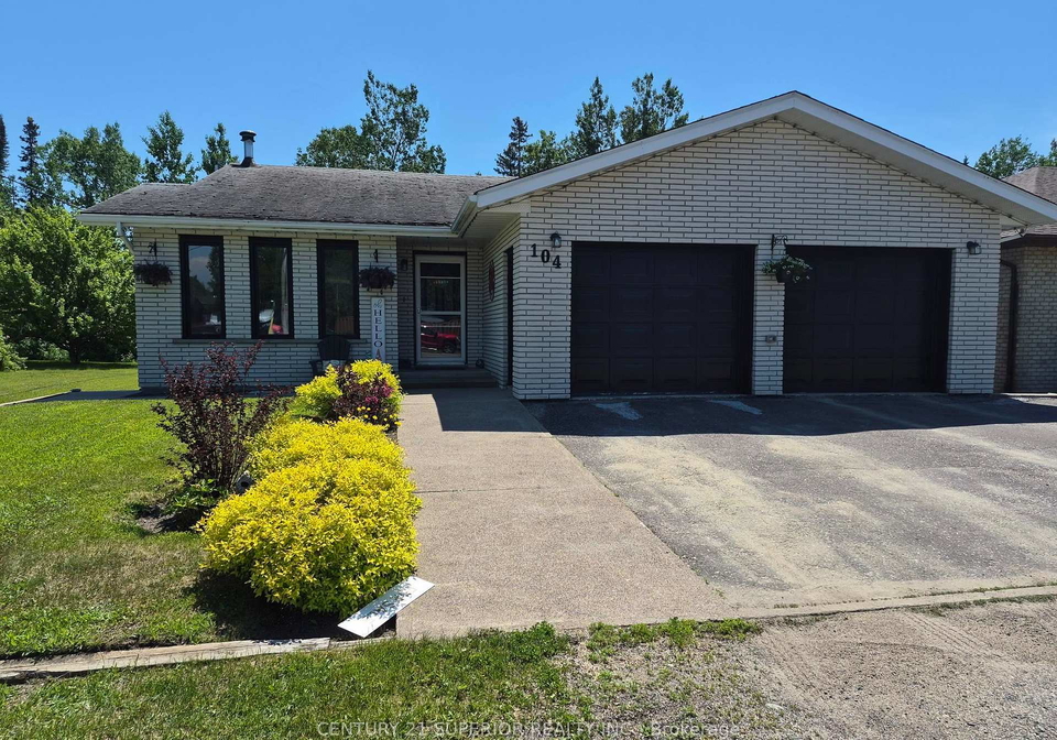 104-centennial-drive-schreiber-ontario-x13501122