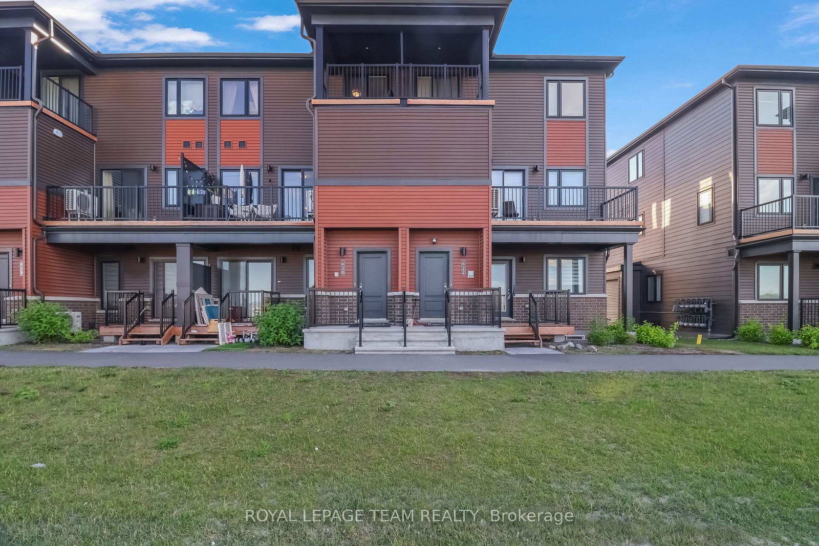 620-parnian-private-ottawa-ontario-x13501214