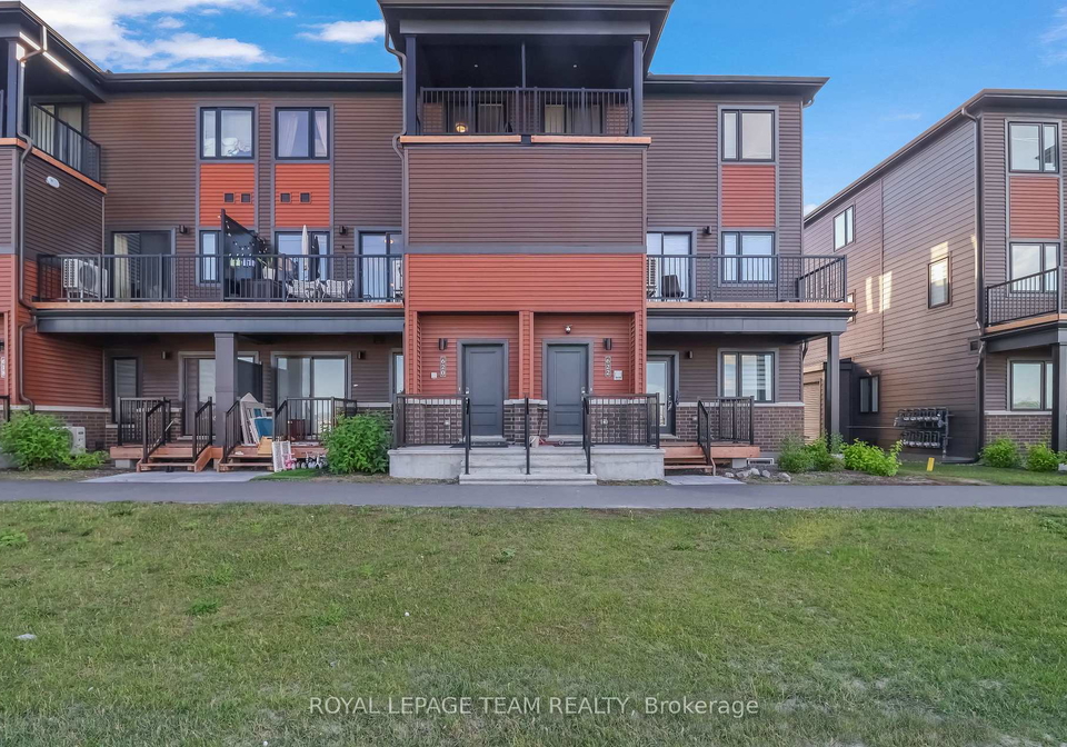 620-parnian-private-ottawa-ontario-x13501214