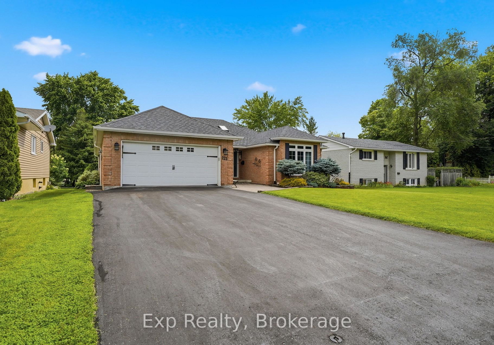 121-simcoe-street-greater-napanee-ontario-x13501254