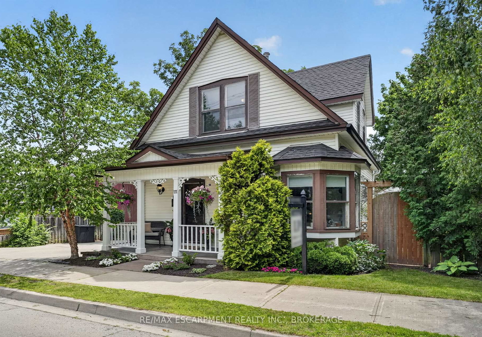 111-main-street-w-grimsby-ontario-x13501330