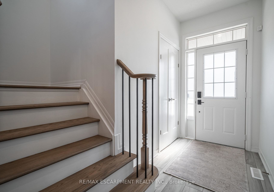 80-montreal-circle-hamilton-ontario-x13501346