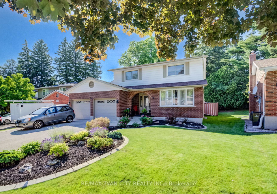 54-stonegate-drive-kitchener-ontario-x13501504