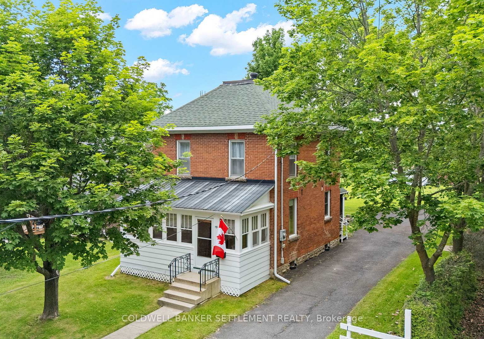 119-drummond-street-e-perth-ontario-x13501598
