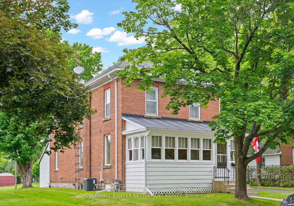119-drummond-street-e-perth-ontario-x13501598
