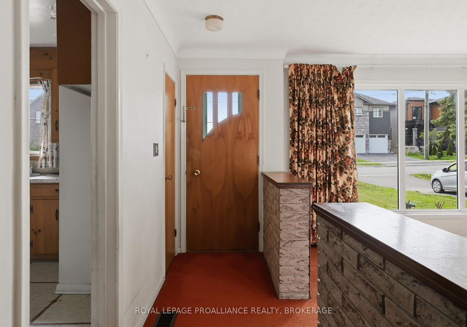 15-park-crescent-loyalist-ontario-x13501660