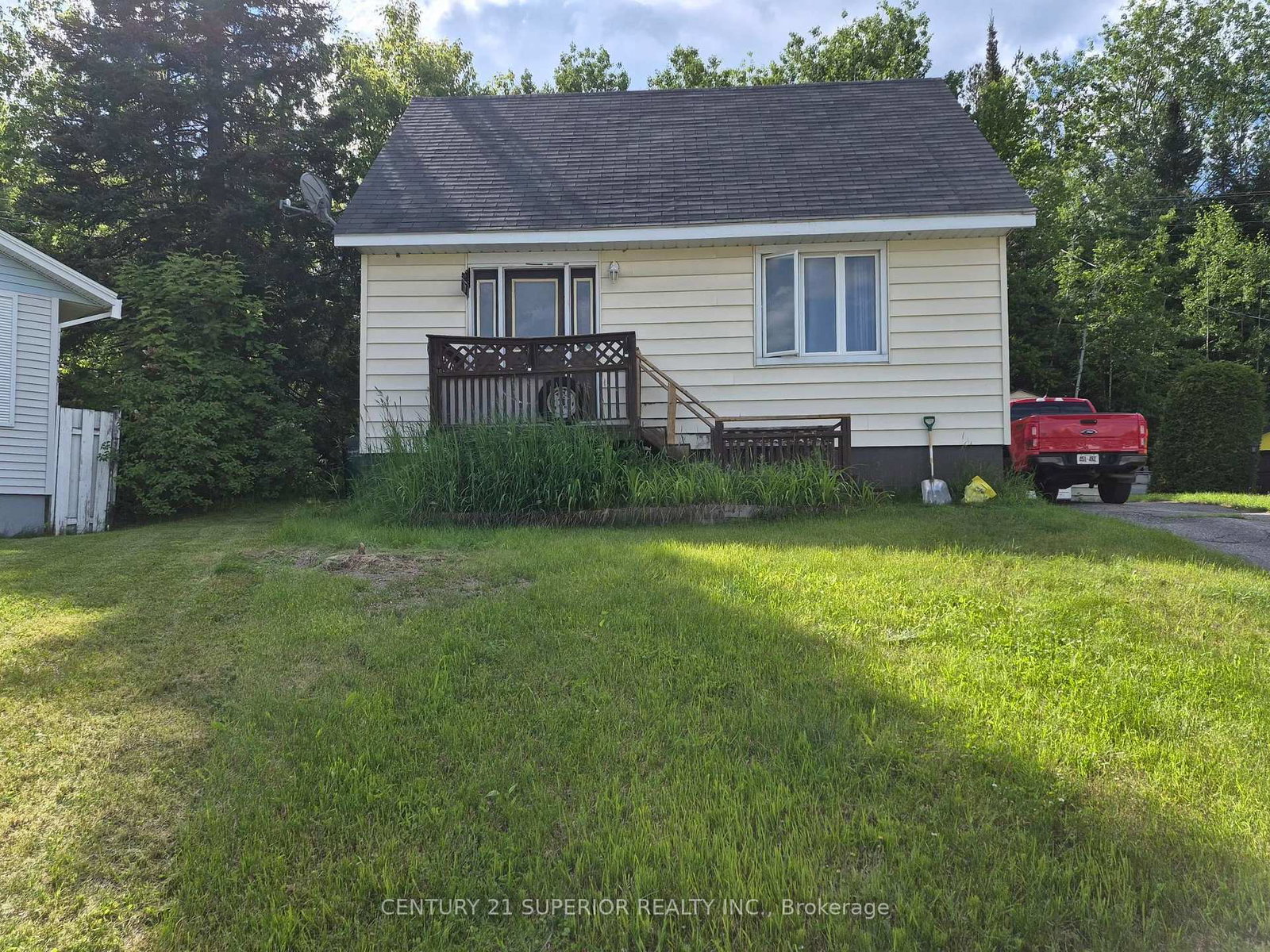 7-essa-place-manitouwadge-ontario-x13501902