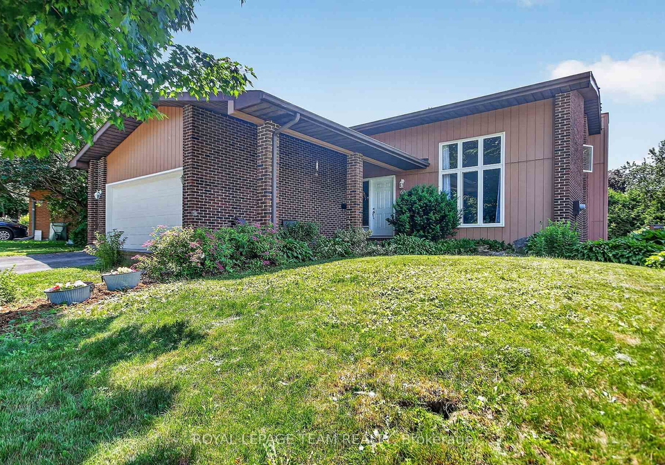 66-beaufort-drive-kanata-ontario-x13502000