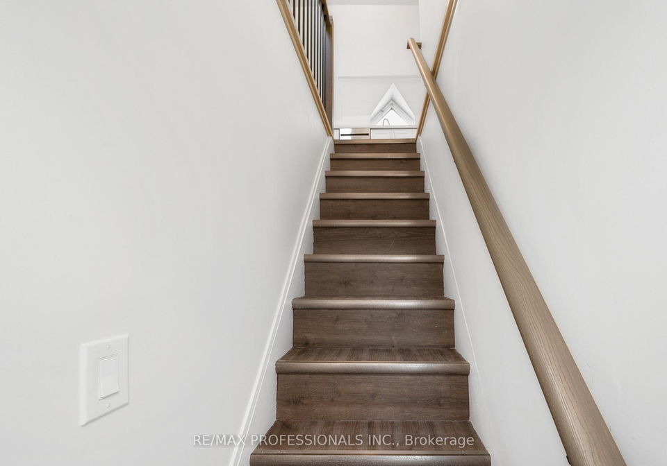 388-wilson-street-hamilton-ontario-x13502012