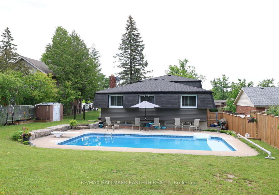 1000-cumberland-avenue-peterborough-ontario-x13502040