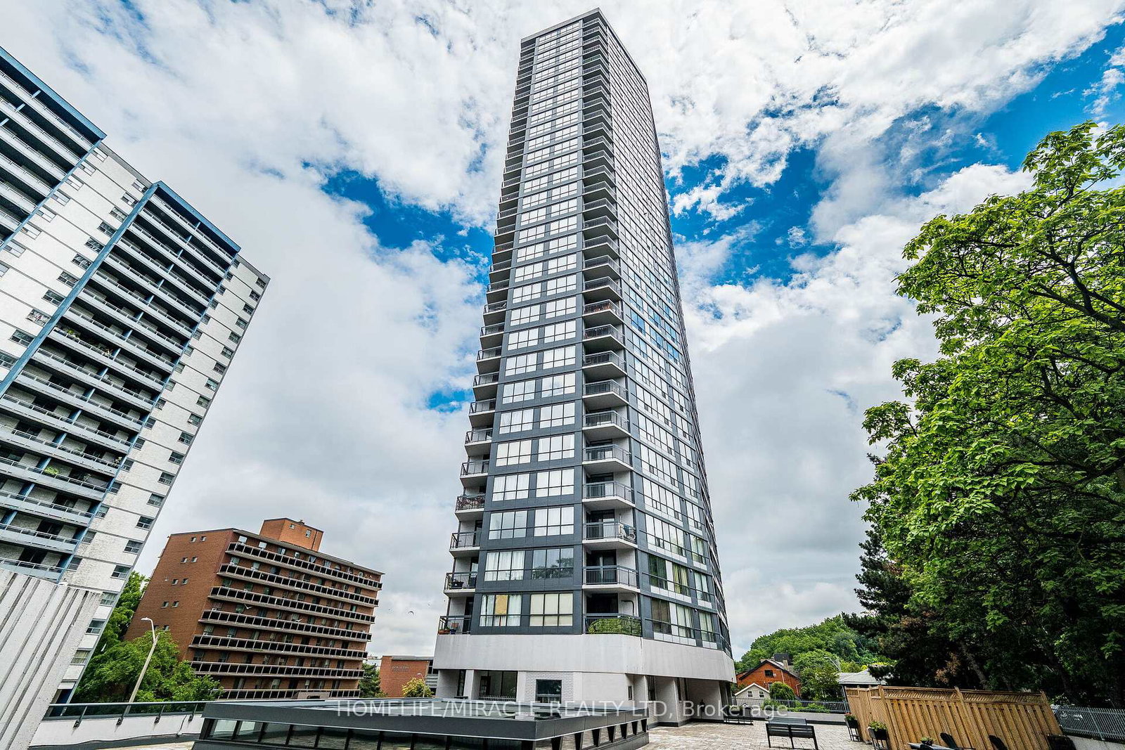 150-charlton-avenue-e-hamilton-ontario-x13502148