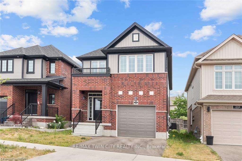 216-woodbine-avenue-kitchener-ontario-x13502242