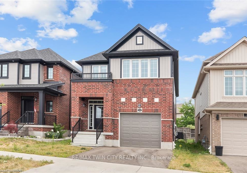 216-woodbine-avenue-kitchener-ontario-x13502242