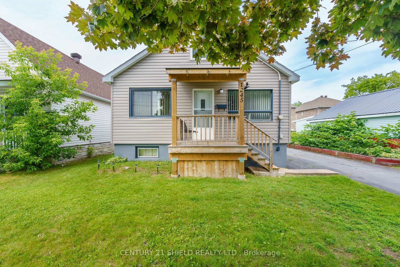 1245-notre-dame-street-w-cornwall-ontario-x13502330
