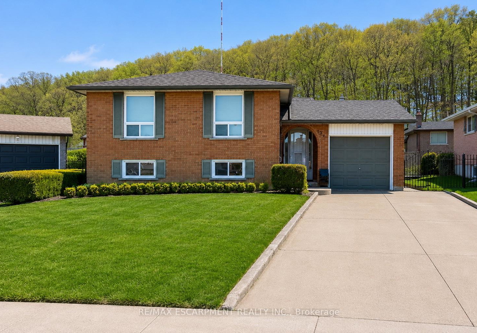 134-marcella-crescent-hamilton-ontario-x13502362