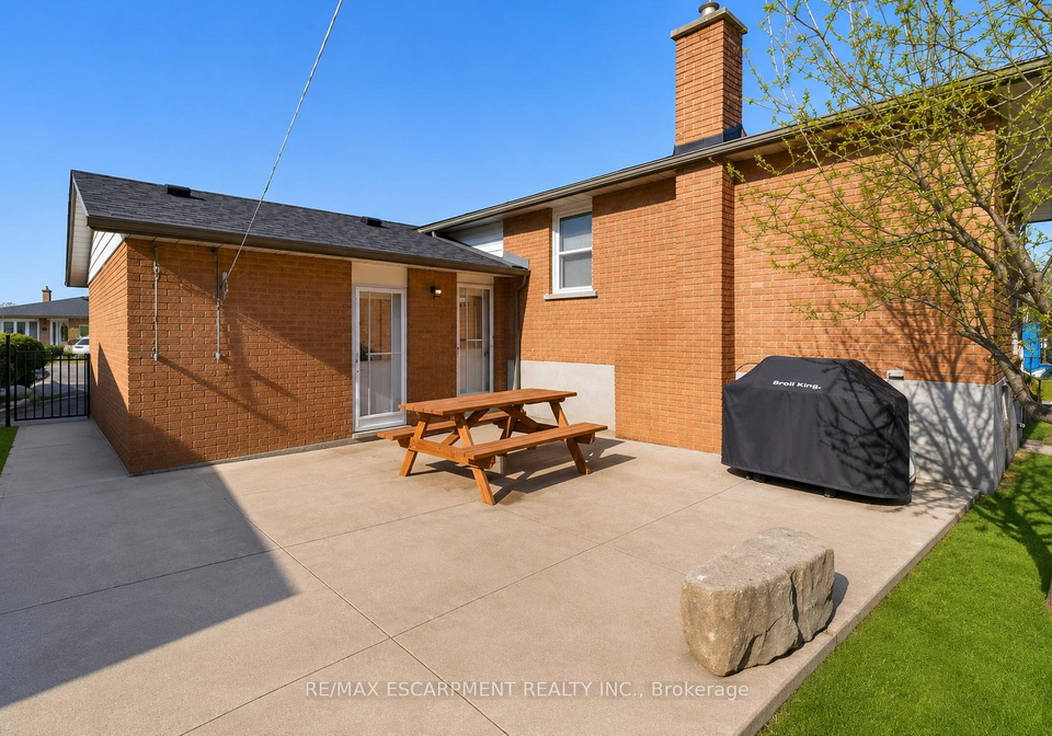 134-marcella-crescent-hamilton-ontario-x13502362