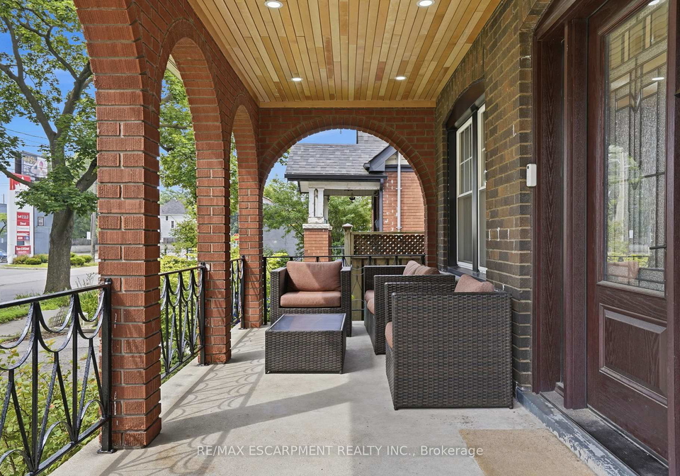 17-tuxedo-avenue-s-hamilton-ontario-x13502558