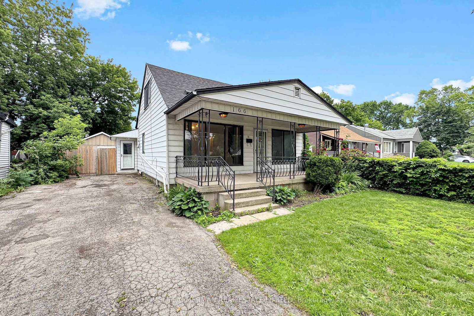 166-normanhurst-avenue-hamilton-ontario-x13502572