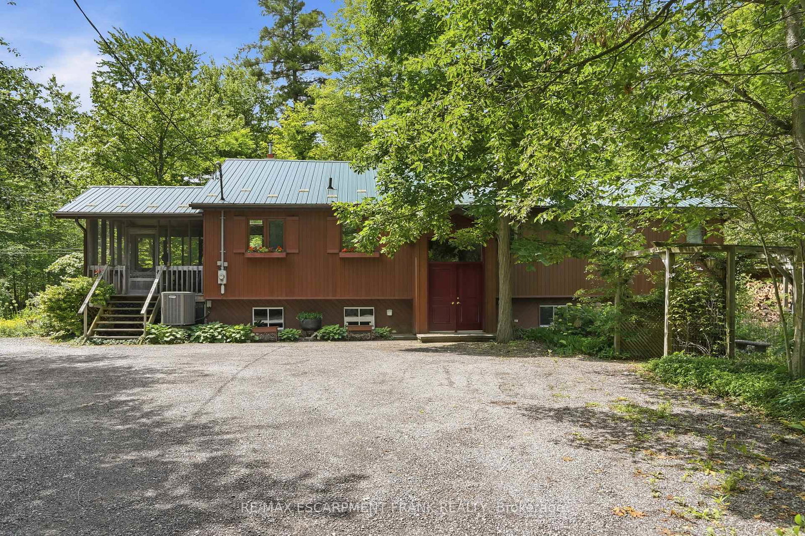 9964-concession-1-road-west-lincoln-ontario-x13502606
