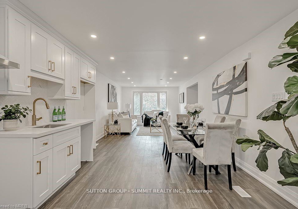 16-canada-drive-kitchener-ontario-x13502764