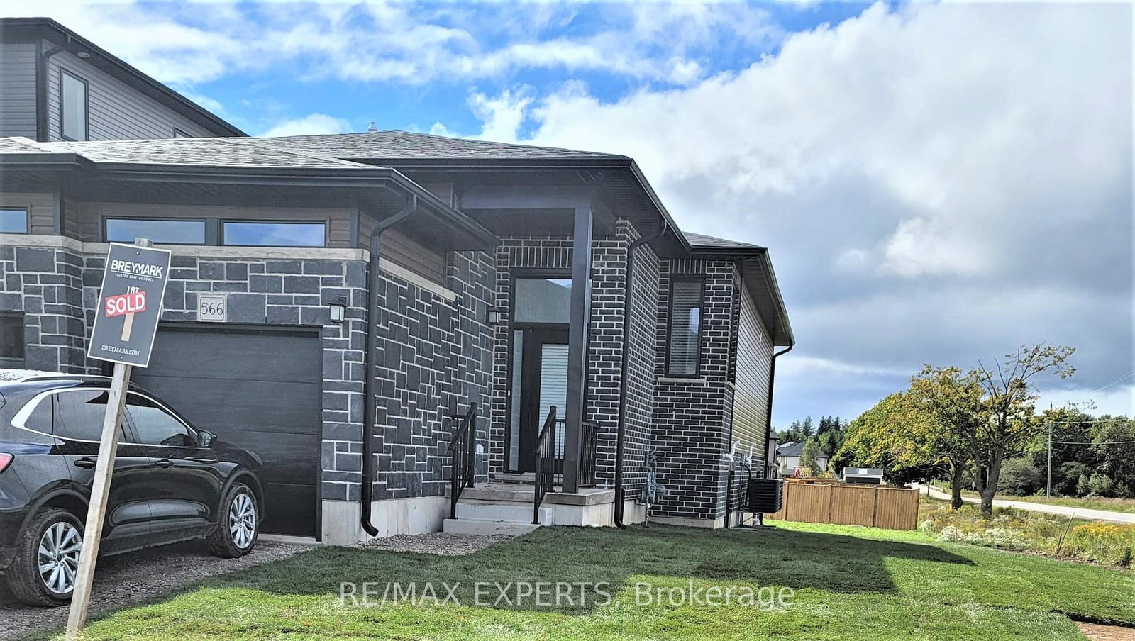 566-fairway-road-woodstock-ontario-x13502916