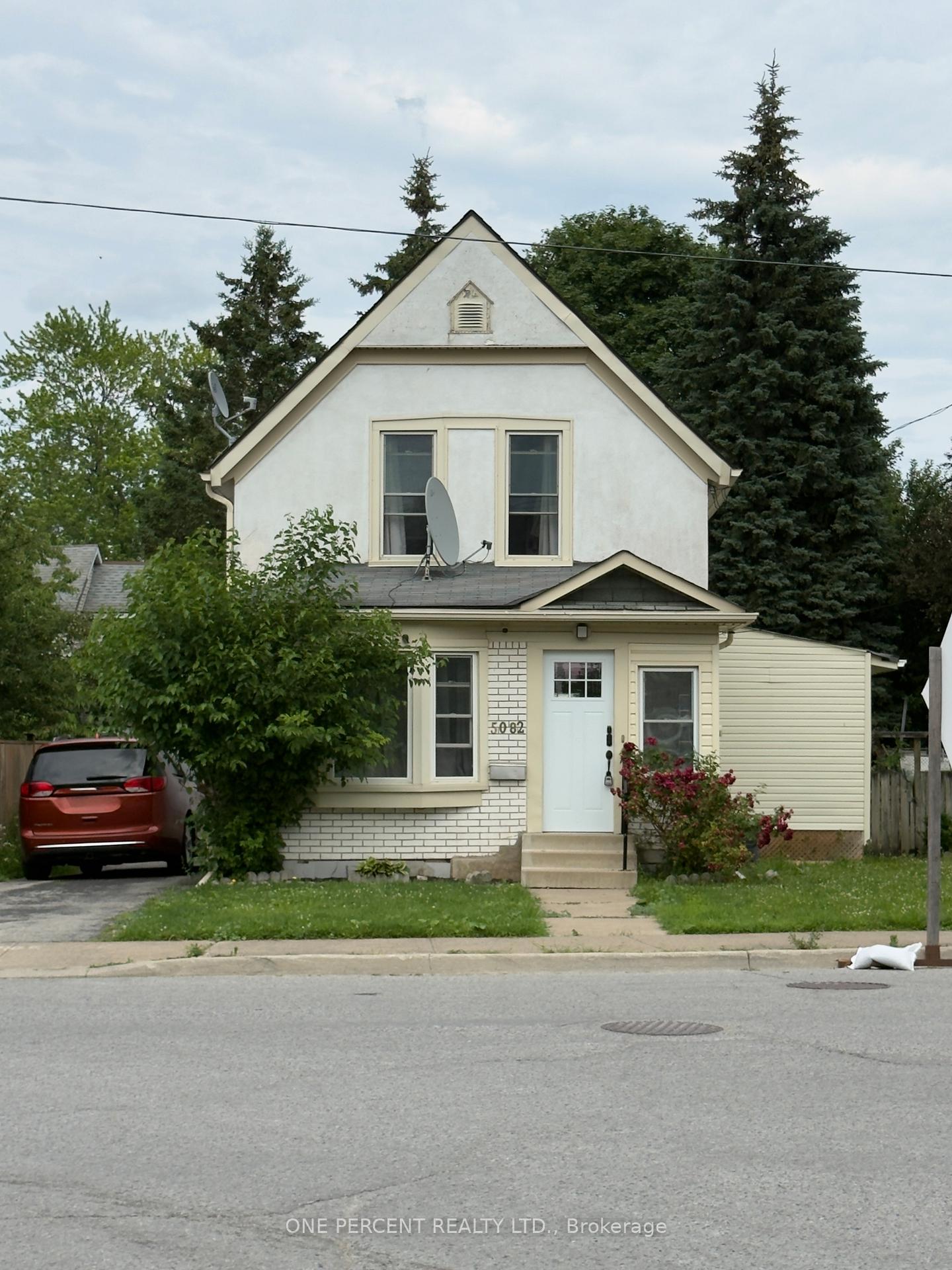 5082-saint-lawrence-avenue-niagara-falls-ontario-x13502918