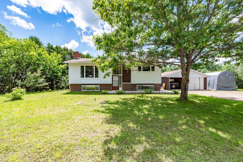 39-ottawa-street-laurentian-hills-ontario-x13502968