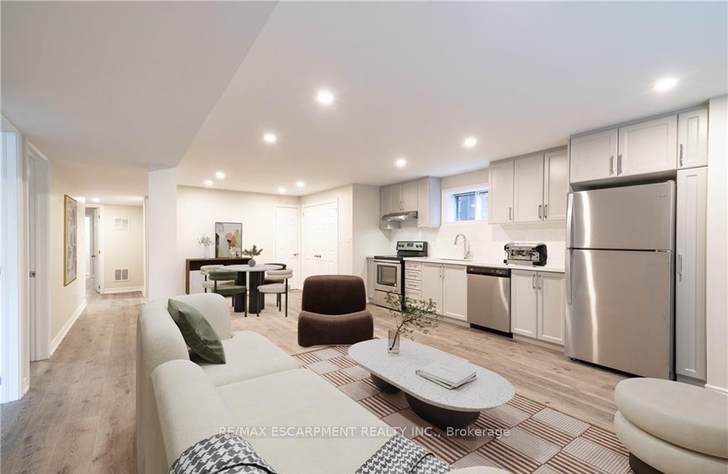 347-clifton-downs-hamilton-ontario-x13503016