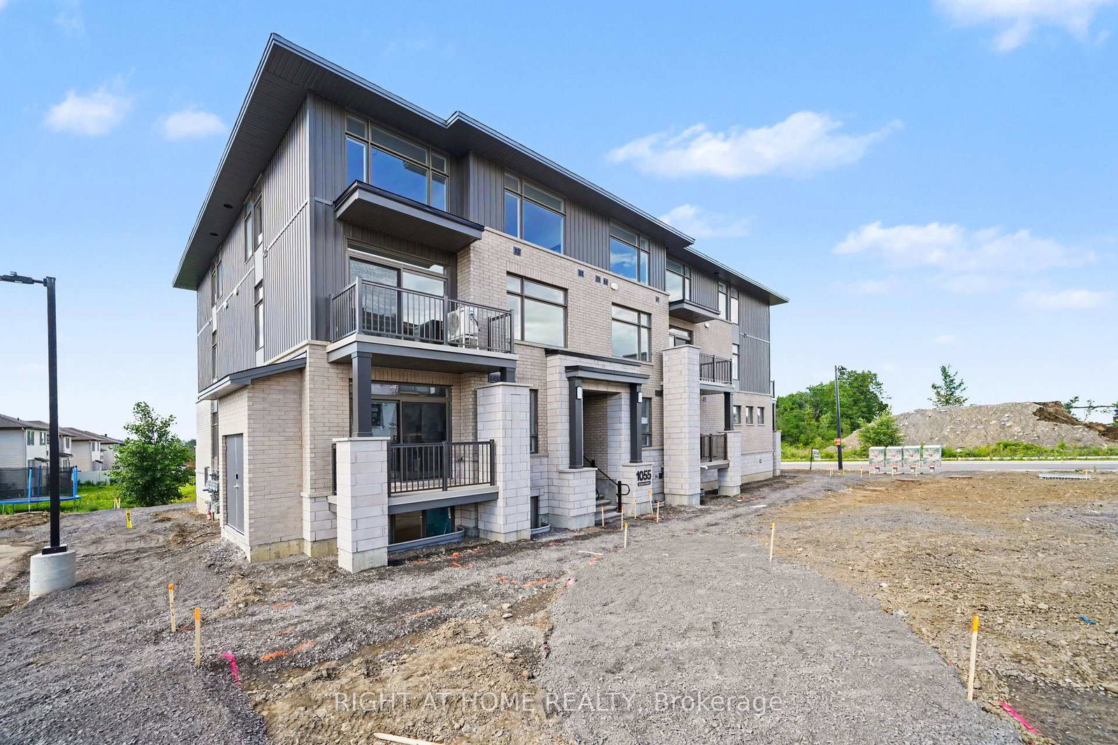1055-cedar-creek-drive-building-1-205l-ottawa-ontario-x13503112
