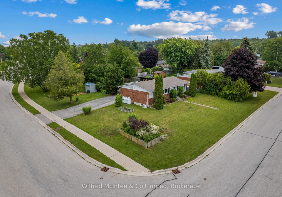 39-inverlyn-crescent-n-kincardine-ontario-x13503120