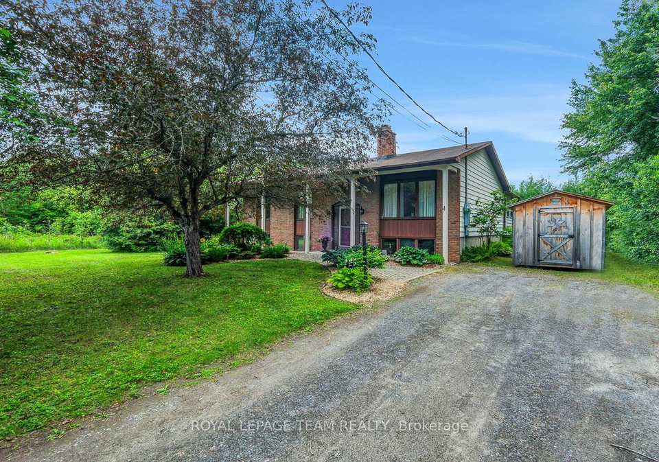 324-county-rd-25-road-north-grenville-ontario-x13503128