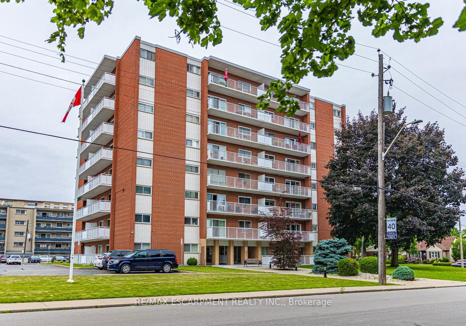 8-woodman-drive-hamilton-ontario-x13503148
