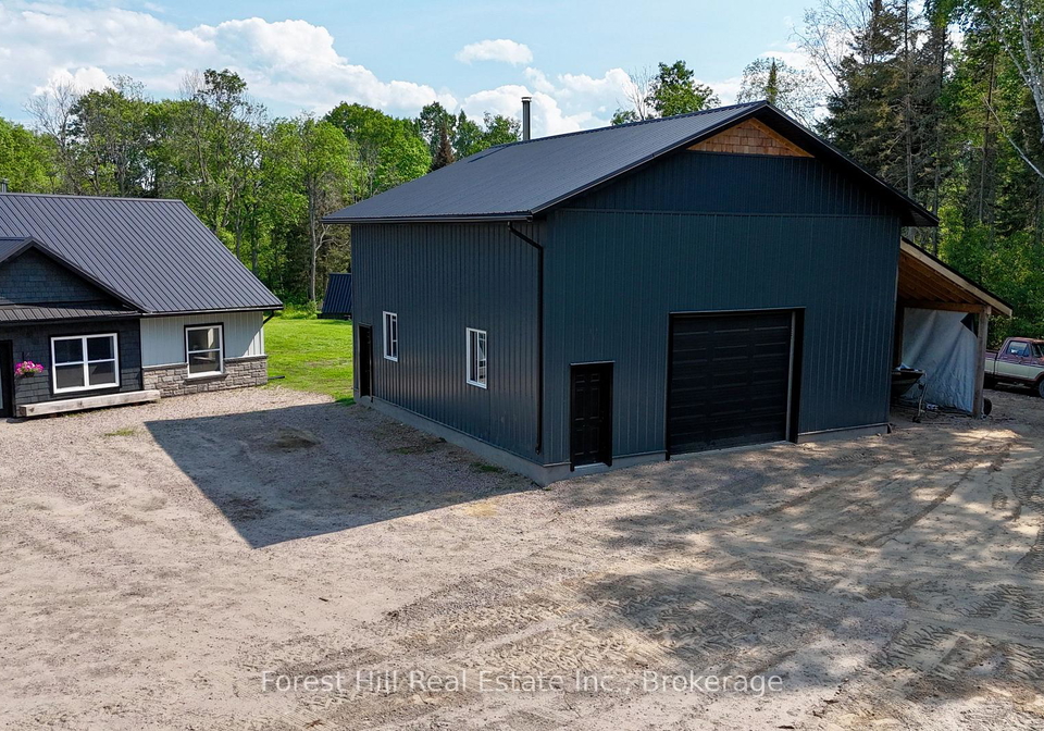 107-hunt-line-powassan-ontario-x13503262