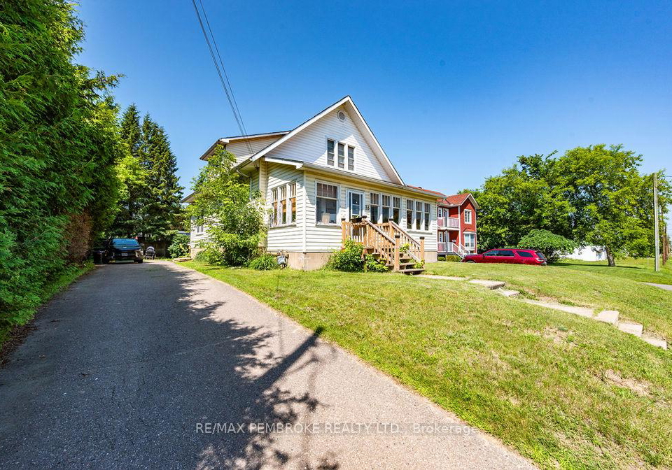 33-doran-road-petawawa-ontario-x13503316