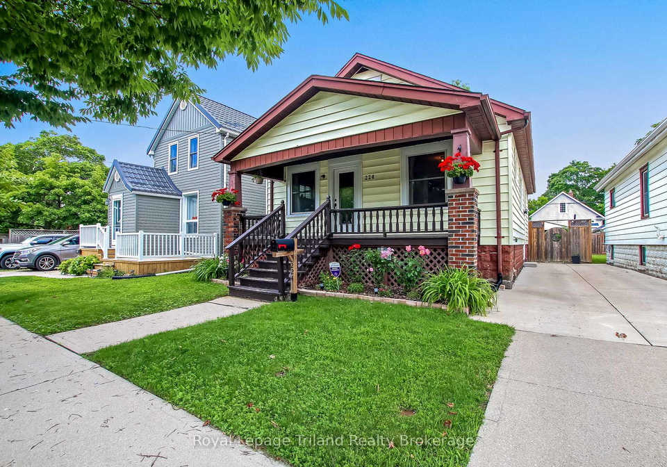 224-harkness-street-sarnia-ontario-x13503402