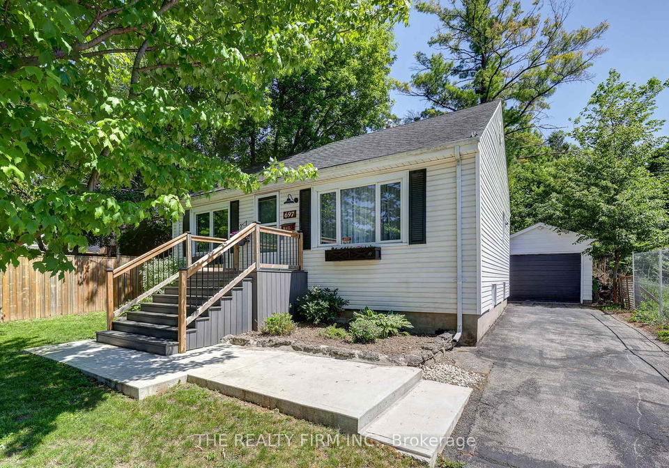 697-victoria-street-london-east-ontario-x13503658