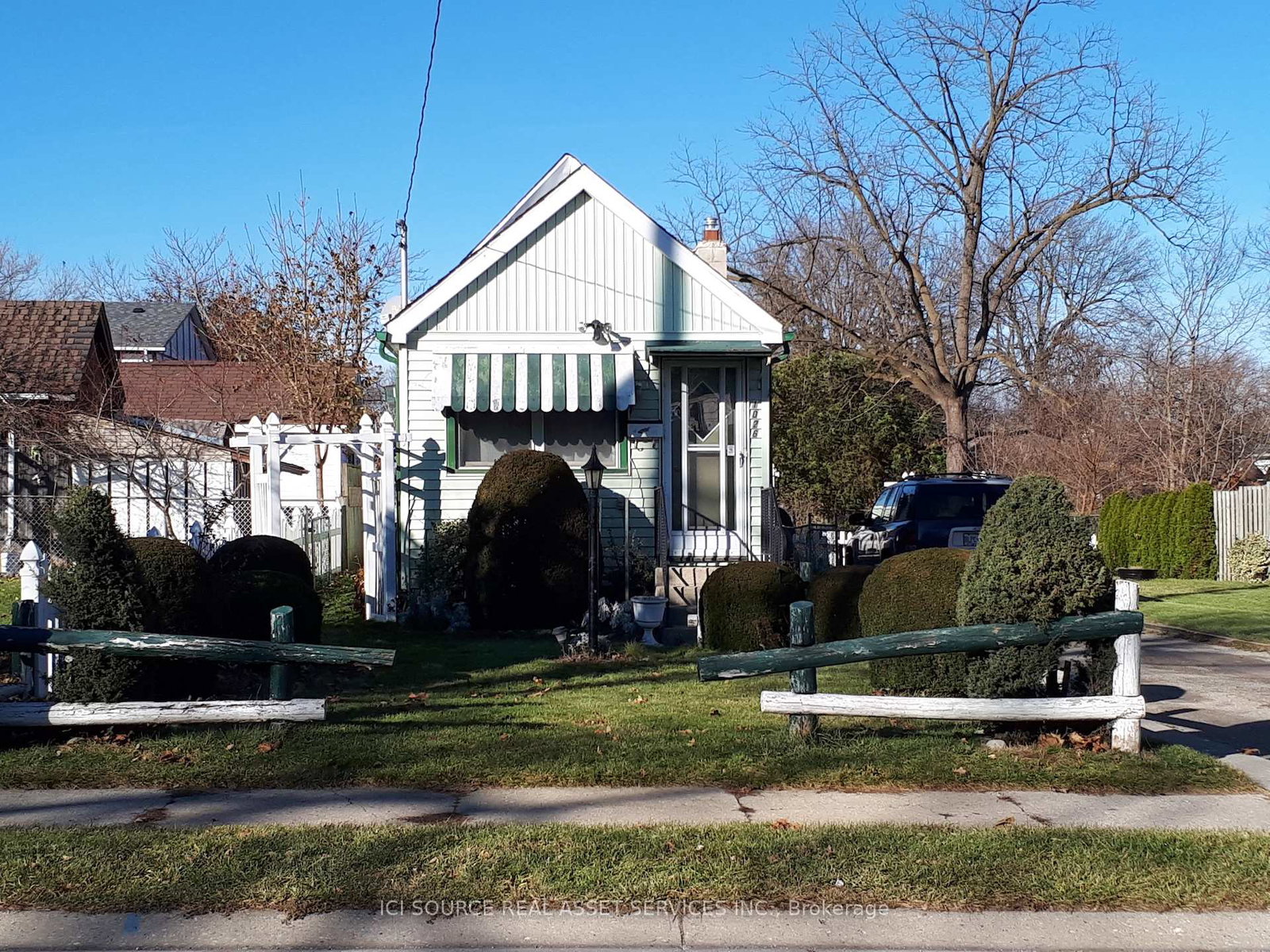 1026-york-street-london-east-ontario-x13503682