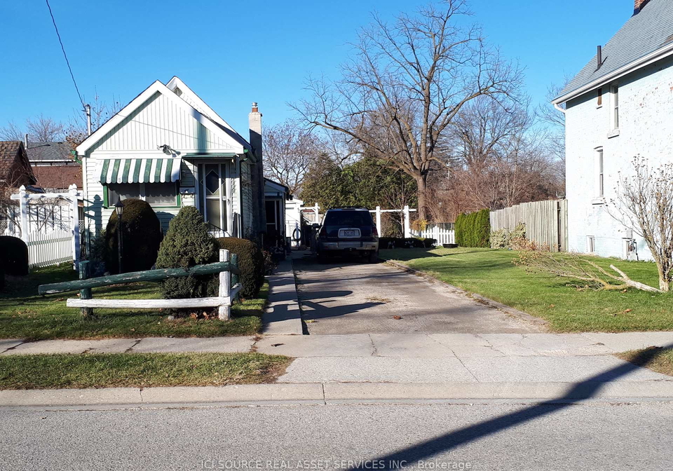 1026-york-street-london-east-ontario-x13503682