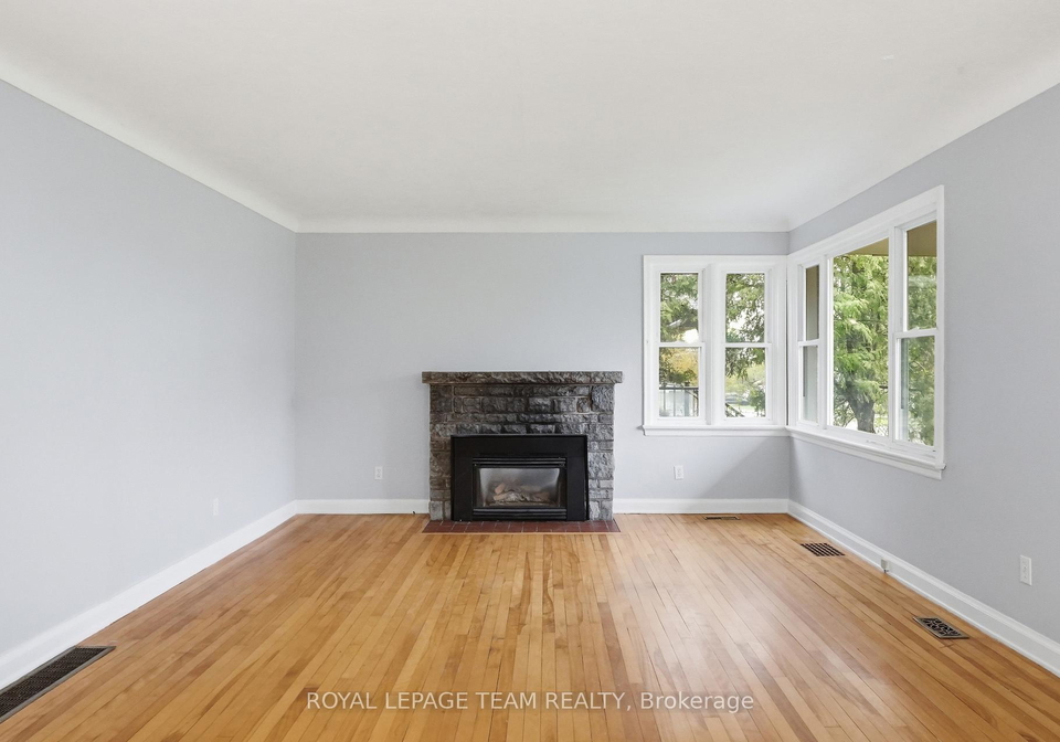 49-crownhill-street-ottawa-ontario-x13503688