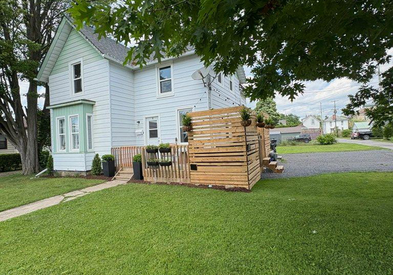151-adelaide-street-gananoque-ontario-x13503726